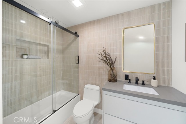 Detail Gallery Image 29 of 33 For 19741 Quiet Bay Ln, Huntington Beach,  CA 92648 - 3 Beds | 2 Baths