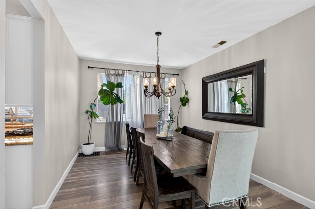 Detail Gallery Image 6 of 29 For 37920 Orlana Ct, Murrieta,  CA 92563 - 5 Beds | 3 Baths