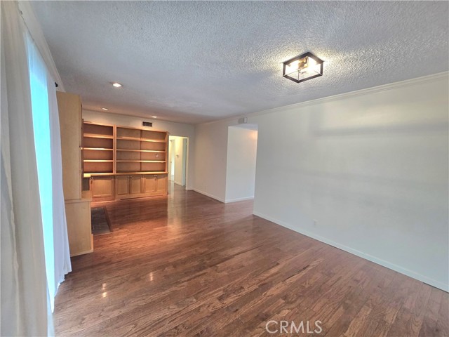 Detail Gallery Image 6 of 22 For 896 Altura Way a,  Upland,  CA 91786 - 3 Beds | 2 Baths