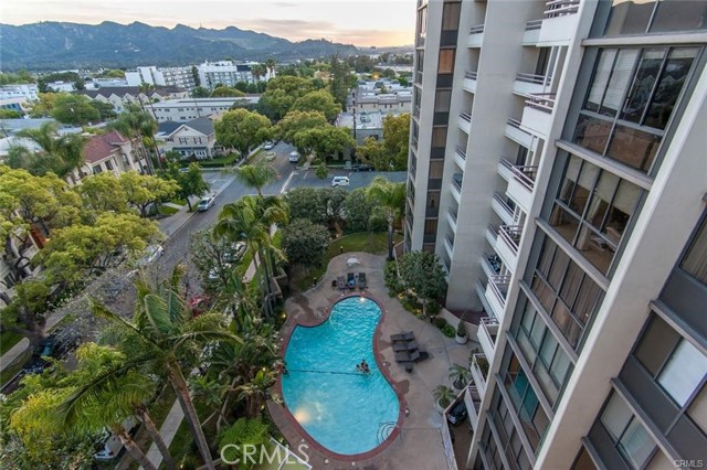 Detail Gallery Image 32 of 39 For 343 Pioneer Dr #602,  Glendale,  CA 91203 - 2 Beds | 2 Baths