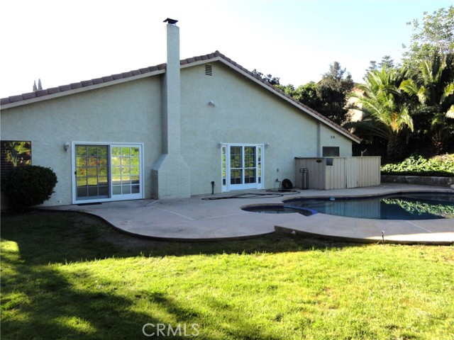 Detail Gallery Image 19 of 21 For 337 Fox Hills Dr, Thousand Oaks,  CA 91361 - 4 Beds | 2/1 Baths