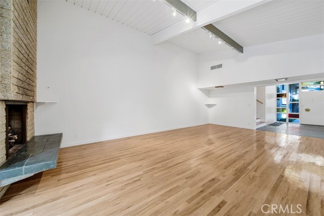 Detail Gallery Image 10 of 24 For 3307 Ledgewood, Los Angeles,  CA 90068 - 3 Beds | 2/1 Baths