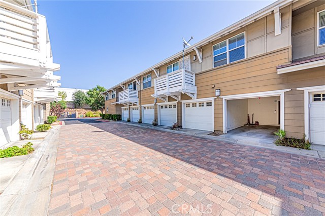 Detail Gallery Image 36 of 44 For 735 Francesca #202,  Walnut,  CA 91789 - 2 Beds | 2 Baths