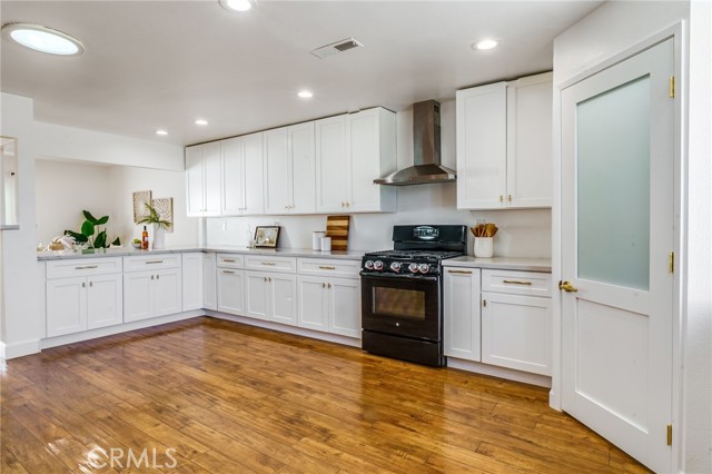 Detail Gallery Image 7 of 37 For 5602 Placer Ave, Westminster,  CA 92683 - 4 Beds | 3 Baths