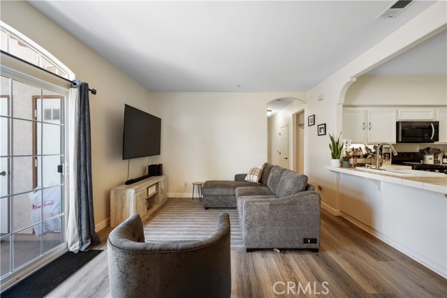 610 Sunrise Drive, Santa Maria CA: https://media.crmls.org/medias/a2f9dc54-bc00-4f0f-939a-9bdb0e615f7c.jpg
