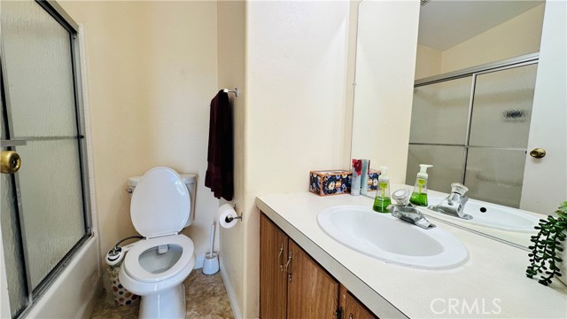 Detail Gallery Image 14 of 18 For 14352 Beach Bld #126,  Westminster,  CA 92683 - 3 Beds | 2 Baths
