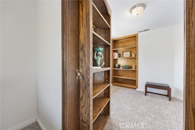 Detail Gallery Image 20 of 39 For 601 Las Arenas Ct, Bakersfield,  CA 93314 - 3 Beds | 2/1 Baths