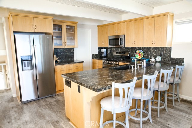 Detail Gallery Image 8 of 34 For 2127 Sherwood Dr, Cambria,  CA 93428 - 2 Beds | 2/1 Baths