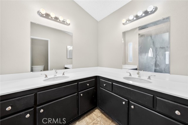 Detail Gallery Image 8 of 29 For 10235 Basalt, Mentone,  CA 92359 - 5 Beds | 3 Baths