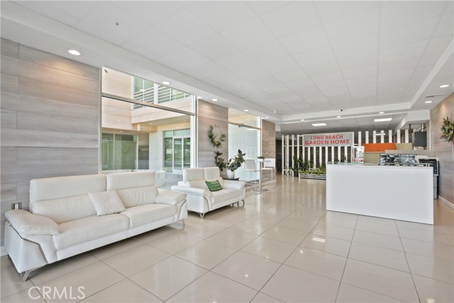 1598 Long Beach Boulevard, Long Beach CA: https://media.crmls.org/medias/a2fc78f0-ce13-4722-a5a7-c73096588fde.jpg