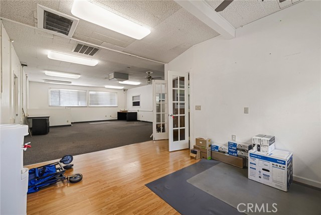 Image 11 of 43 For 420 Laurel Street