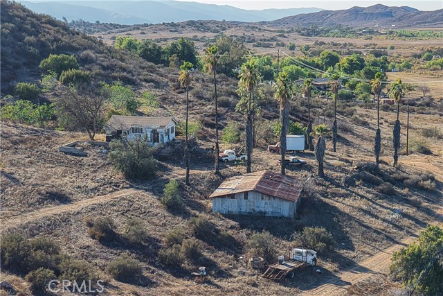 Detail Gallery Image 4 of 11 For 17751 Lake Mathews, Perris,  CA 92570 - 2 Beds | 1 Baths