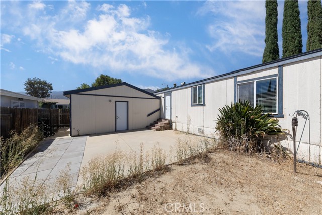 10412 Comstock Road, Corona CA: https://media.crmls.org/medias/a2fd88d8-e300-48c9-8111-334ad8fb56db.jpg