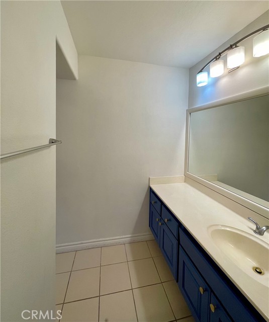 Detail Gallery Image 9 of 23 For 27 Briarglen #10, Irvine,  CA 92614 - 2 Beds | 2 Baths