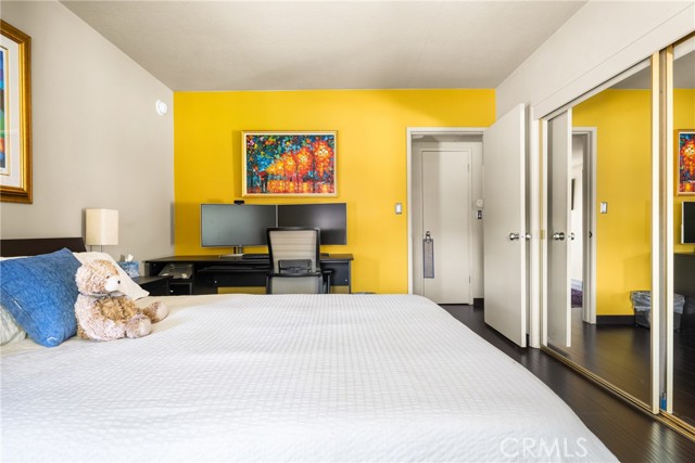 1006 W Pioneer Drive, Anaheim CA: https://media.crmls.org/medias/a2ff3a28-11b2-4aeb-acfd-9b3a366f59b7.jpg