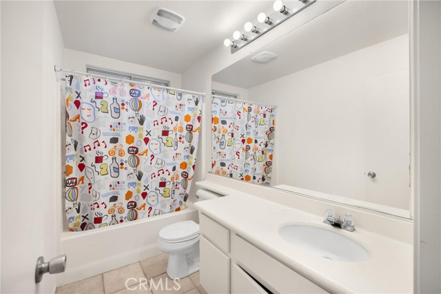 1443 Sutherland Drive, Riverside CA: https://media.crmls.org/medias/a2ff5b6c-f8f5-4b8d-a9c7-00fc30a428c2.jpg