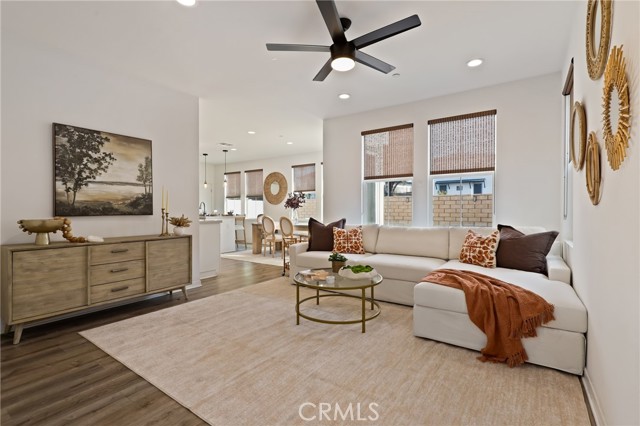 403 Aura Drive, Costa Mesa CA: https://media.crmls.org/medias/a2ff68d6-1eb8-445f-9e71-e84cedab83c0.jpg
