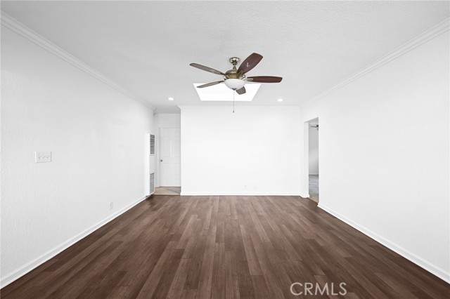 Detail Gallery Image 12 of 53 For 426 Grant St, Oceanside,  CA 92054 - 8 Beds | 6 Baths