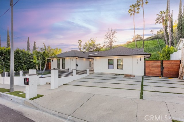 Front Image Thumbnail for CRSR25262666