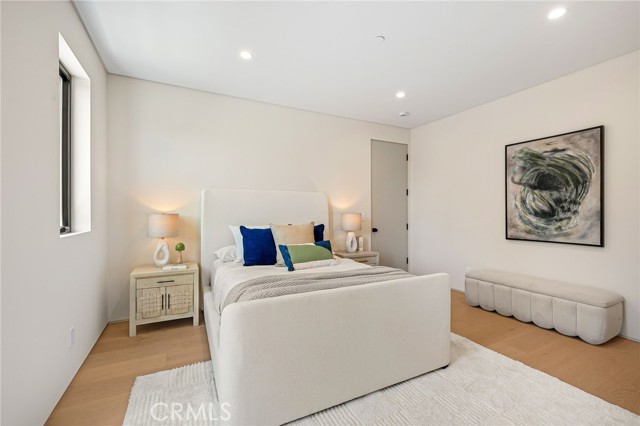 Detail Gallery Image 42 of 73 For 16728 Morrison St, Encino,  CA 91436 - 7 Beds | 6/1 Baths