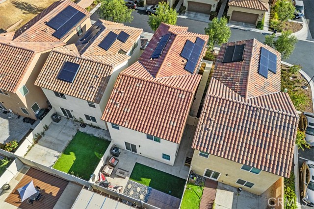 Detail Gallery Image 2 of 54 For 27482 Basalt, Moreno Valley,  CA 92555 - 4 Beds | 2/1 Baths