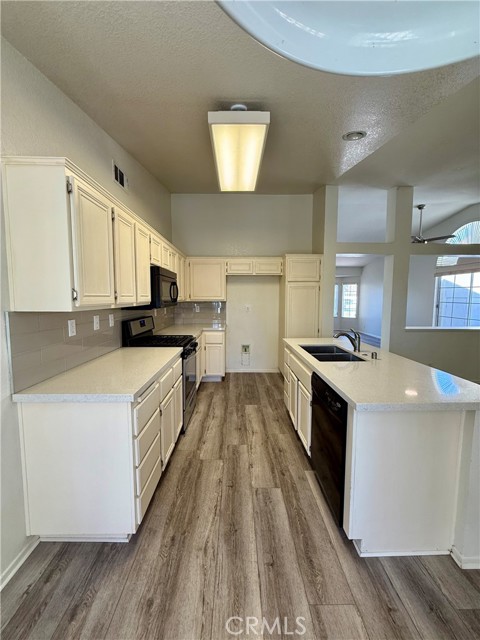 Detail Gallery Image 9 of 24 For 794 Lexington St, Hemet,  CA 92545 - 3 Beds | 2 Baths