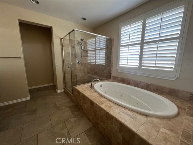 14538 Eagle River Road, Eastvale CA: https://media.crmls.org/medias/a3013ff5-8157-4447-bf44-edd5576edc39.jpg