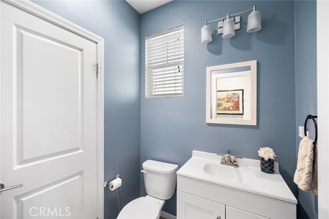 Detail Gallery Image 29 of 44 For 24510 Snapdragon, Lake Elsinore,  CA 92532 - 4 Beds | 2/1 Baths