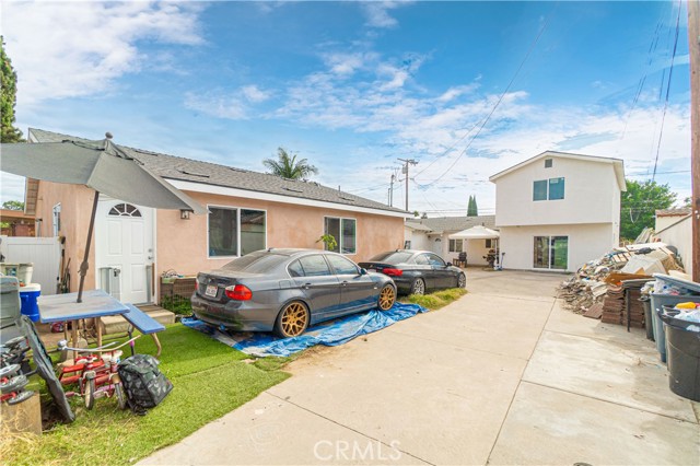 9324 Mandale Street, Bellflower, California 90706, ,Multi-Family,For Sale,Mandale,PW24241668