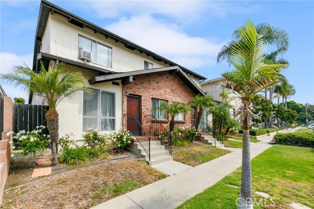 651 46th Street, Long Beach, California 90807, ,Multi-Family,For Sale,46th,PW24210020