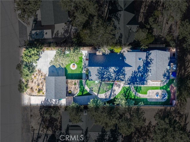 Detail Gallery Image 52 of 59 For 195 Knoll, Big Bear Lake,  CA 92315 - 5 Beds | 4 Baths