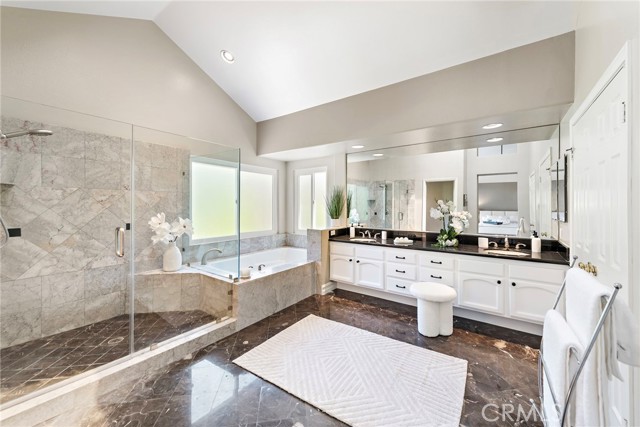 22242 Wayside, Mission Viejo CA: https://media.crmls.org/medias/a3031fcc-b924-4323-8dae-4a61c8e21757.jpg