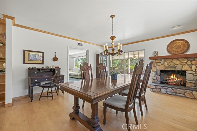 Detail Gallery Image 17 of 53 For 2272 Colmena St, La Canada Flintridge,  CA 91011 - 4 Beds | 2 Baths