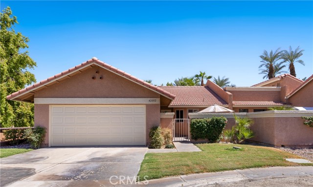 Detail Gallery Image 1 of 25 For 42002 Sand Dune Dr, Palm Desert,  CA 92211 - 1 Beds | 1 Baths