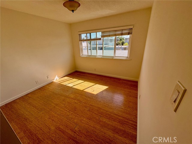 Detail Gallery Image 7 of 9 For 277 E 16th Pl #7,  Costa Mesa,  CA 92627 - 3 Beds | 2 Baths