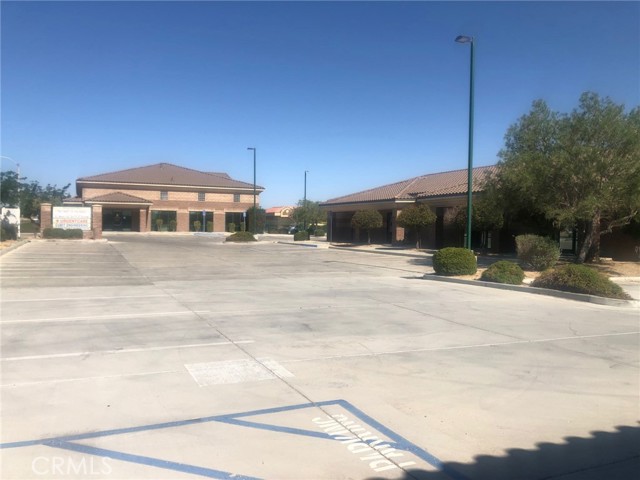 16490 Walnut Street, Hesperia, California 92345, ,Commercial Lease,For Rent,16490 Walnut Street,CRHD23087838