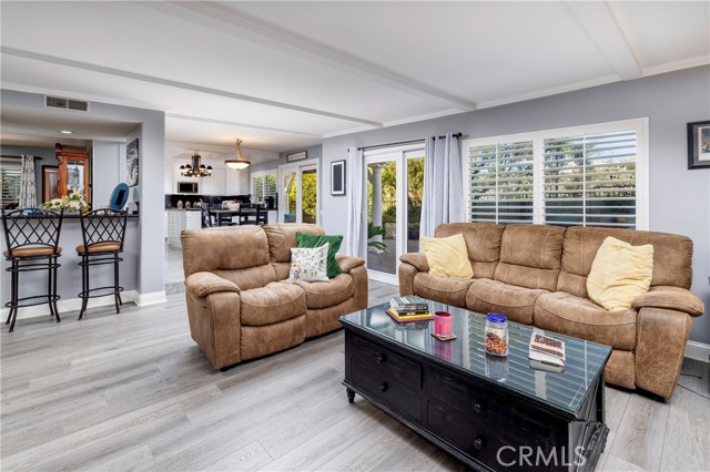 6307 E Rocking Horse Way, Orange CA: https://media.crmls.org/medias/a30596f5-e50b-4e96-9845-27476f65da1d.jpg