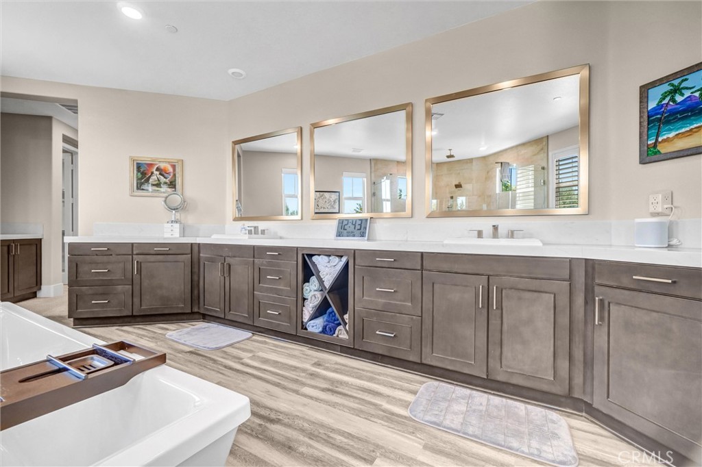 A3074a16 Cf11 4e4e A511 1ea1379ccaeb