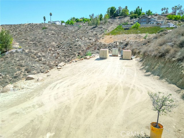 Detail Gallery Image 52 of 60 For 20948 Onaknoll Dr, Lake Mathews,  CA 92570 - 4 Beds | 3/1 Baths