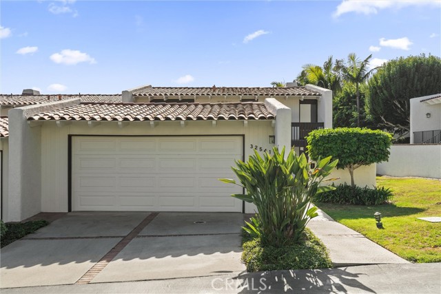 Detail Gallery Image 2 of 48 For 32541 Coastsite Dr, Rancho Palos Verdes,  CA 90275 - 3 Beds | 3 Baths