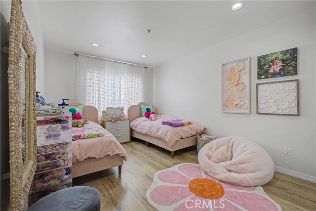 Detail Gallery Image 24 of 29 For 10894 Olinda St #109,  Sun Valley,  CA 91352 - 3 Beds | 3 Baths