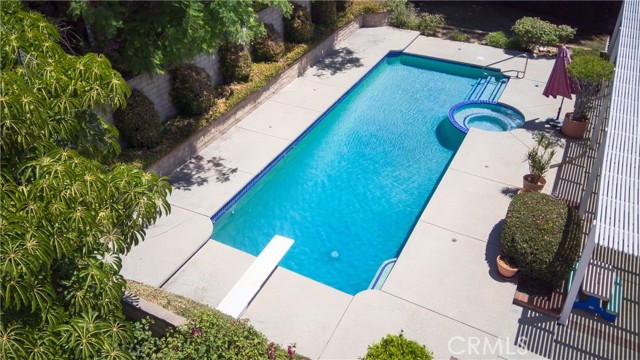 10200 Bothwell Road, Northridge CA: https://media.crmls.org/medias/a30ac165-8304-4a66-a6fd-1ec4f958ed18.jpg
