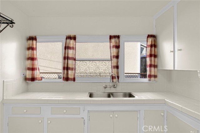 Detail Gallery Image 5 of 37 For 959 W 17th #1/2,  San Pedro,  CA 90731 - 1 Beds | 1 Baths