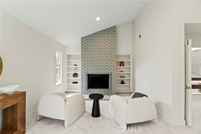 16 Harrisburg, Irvine CA: https://media.crmls.org/medias/a30b8cc8-f97d-4c2c-a665-8dab47248538.jpg