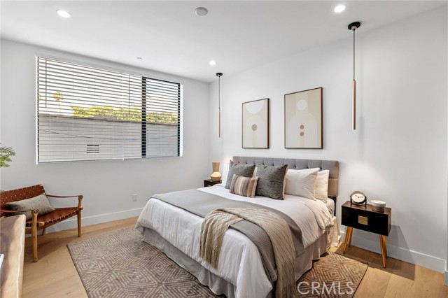 Detail Gallery Image 14 of 24 For 528 N Flores St #102,  West Hollywood,  CA 90048 - 2 Beds | 2/1 Baths