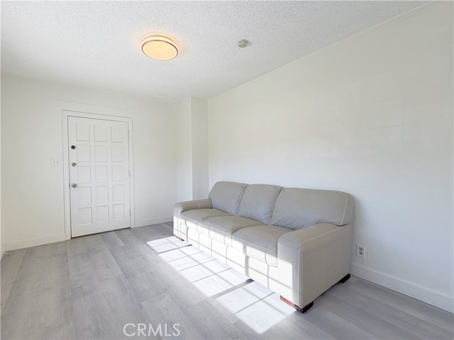 Detail Gallery Image 6 of 24 For 285 Parke St, Pasadena,  CA 91101 - 3 Beds | 2 Baths