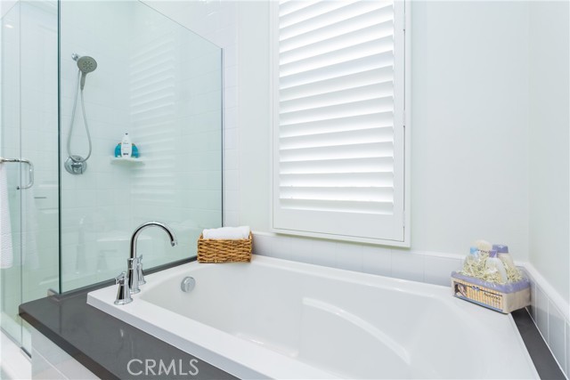 Detail Gallery Image 19 of 51 For 108 Hargrove, Irvine,  CA 92620 - 4 Beds | 2/1 Baths