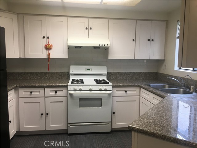 Detail Gallery Image 4 of 16 For 5128 Rosemead Bld a,  Temple City,  CA 91776 - 3 Beds | 2/1 Baths