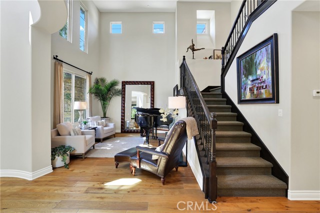 Image 9 of 60 For 29321 Via Zamora