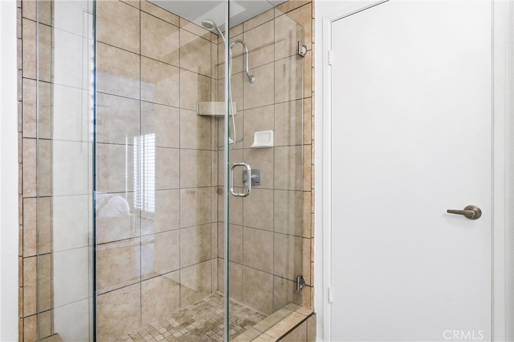 MLS #OC25270578 image #31